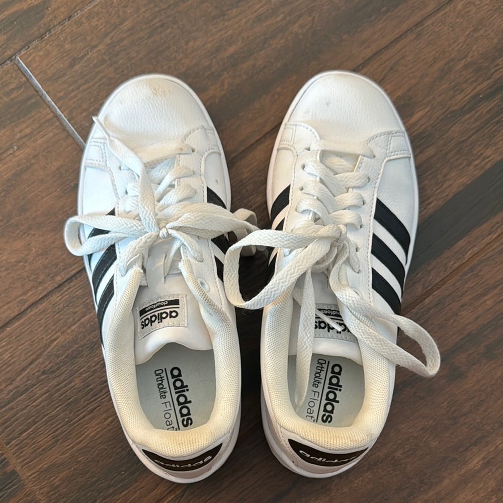 Adidas Classic White Shoes with Black Accents